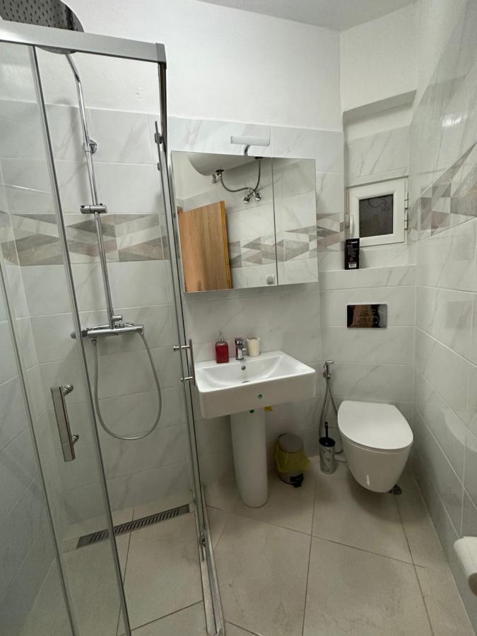 Velis Apartment Sarande Luaran gambar
